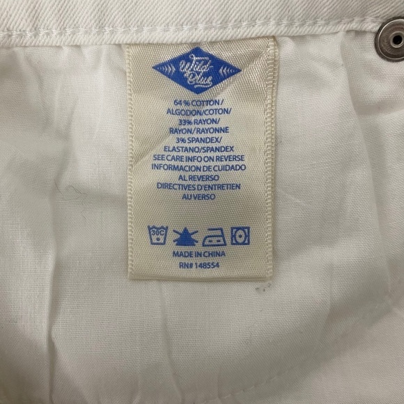 Wild Blue White Jean Denim Shorts, size 9 size medium - Picture 6 of 9